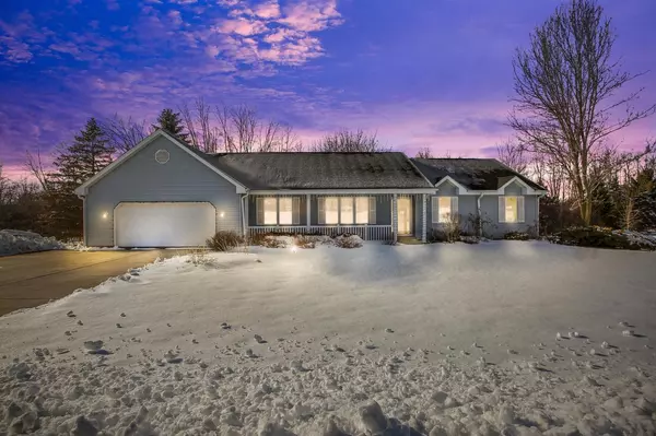 537 Shady Ridge COURT, Grafton, WI 53024