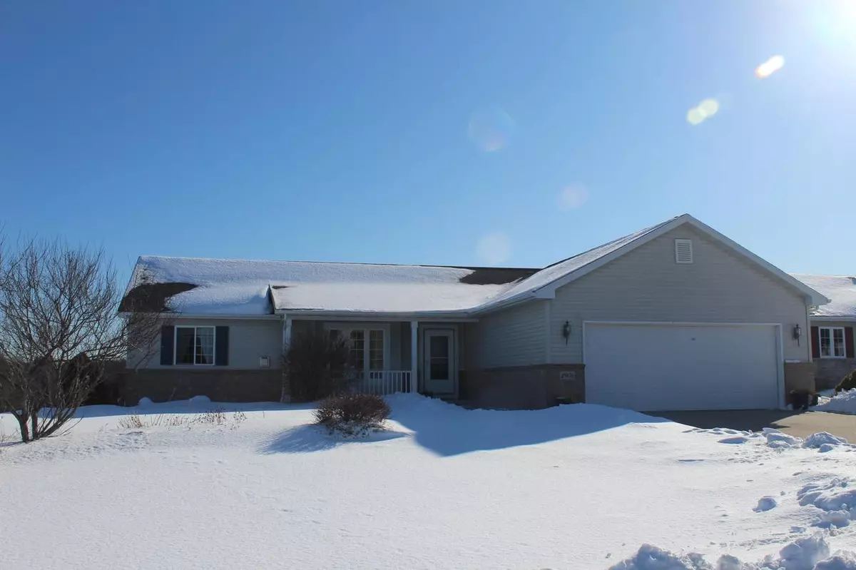 Two Rivers, WI 54241,2906 Sandy Ridge Dr.