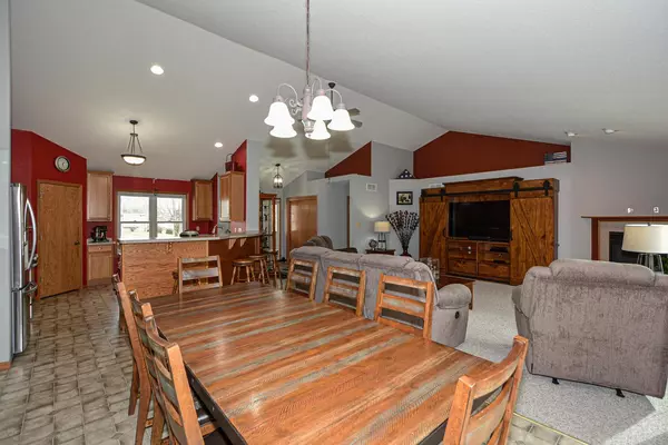 Oak Creek, WI 53154,8885 S Pond View DRIVE