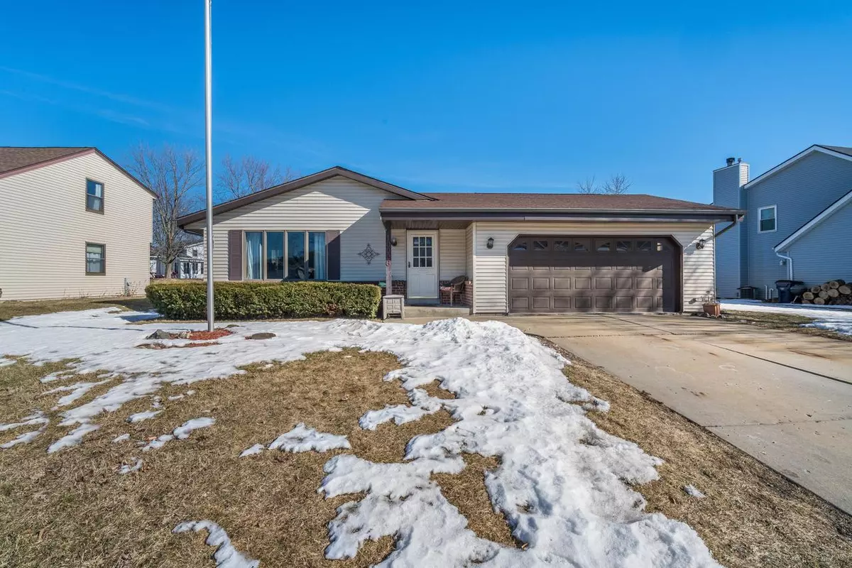 Oak Creek, WI 53154,10026 S 11th Ave