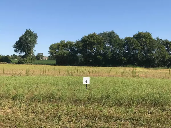 S86W34830 KNOLL ROAD, Eagle, WI 53119