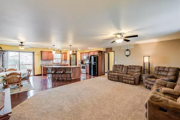 Kewaskum, WI 53040,291 Silver Fox DRIVE S