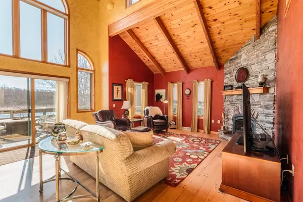 East Troy, WI 53120,W2355 New Deal Ave