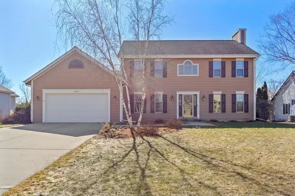 5303 W Princeton Pines Ct, Franklin, WI 53132