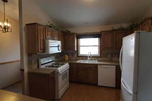 Oak Creek, WI 53154,1100 E Sommers DRIVE