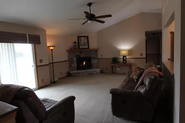 Oak Creek, WI 53154,1100 E Sommers DRIVE