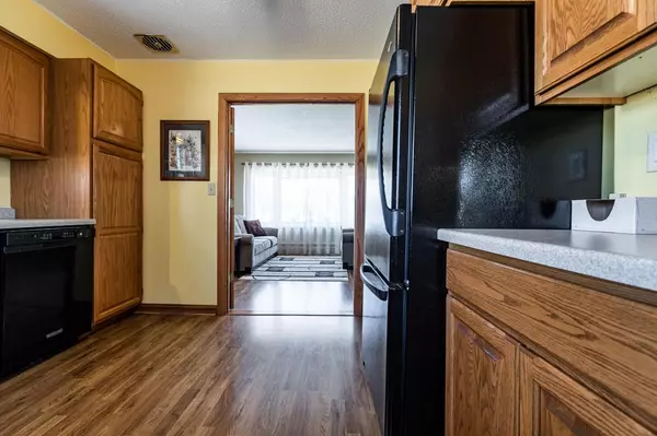 Onalaska, WI 54650,121 4th Ave N