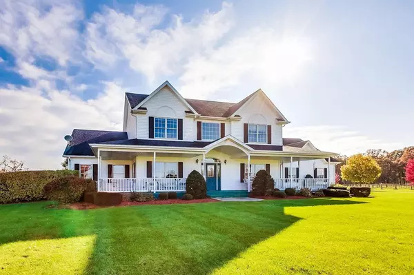 22411 45th St, Bristol, WI 53104