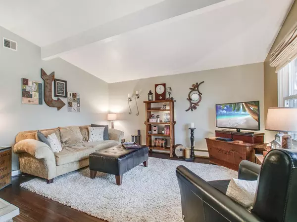 Holmen, WI 54636,610 2nd Ave E