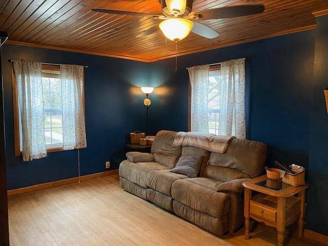 214 S Fischer Ave,  Jefferson,  WI 53549