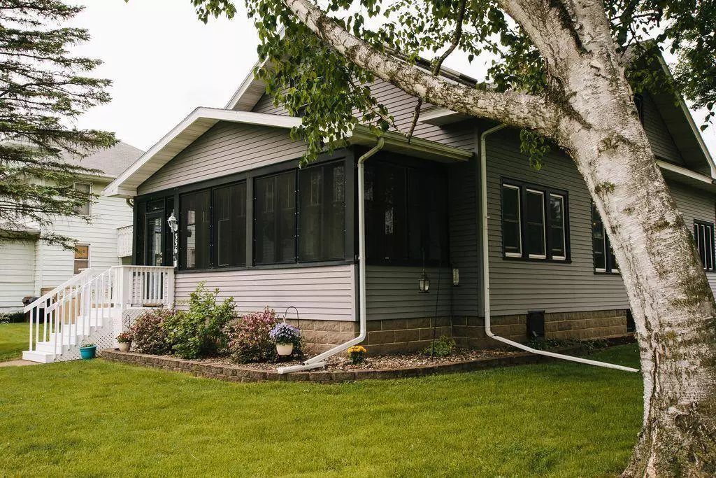 West Salem, WI 54669,336 Garland STREET E