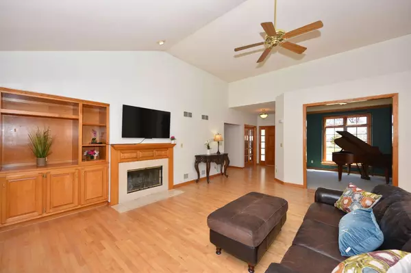 Oak Creek, WI 53154,10351 S Justin Dr