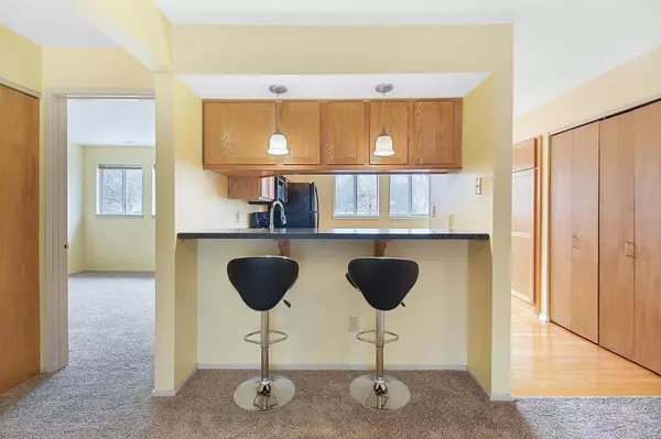 Oak Creek, WI 53154,793 W Puetz Rd