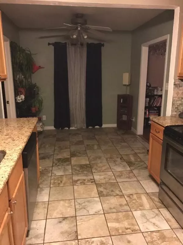 Kansasville, WI 53139,24025 Lakeshore Dr