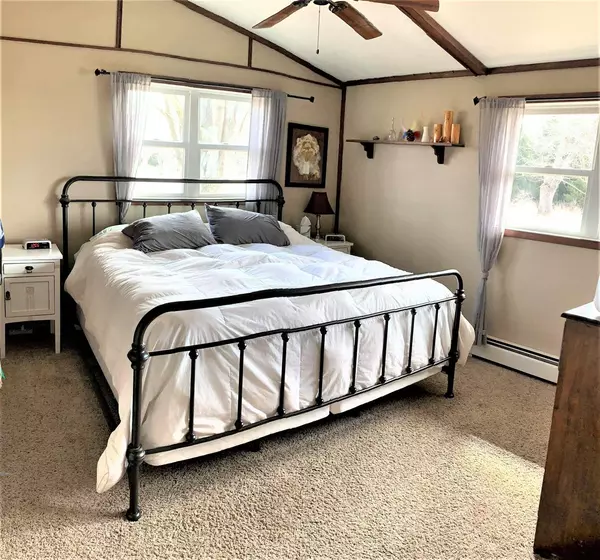 East Troy, WI 53120,W4298 Bluff ROAD