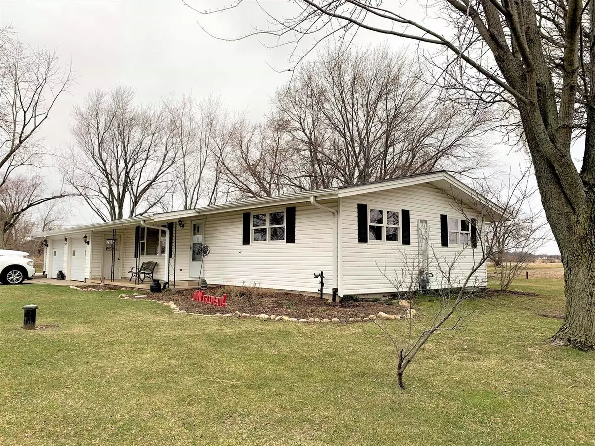 East Troy, WI 53120,W4298 Bluff ROAD