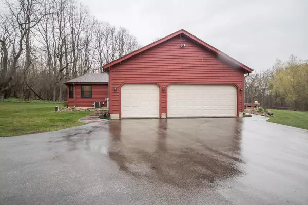 Dousman, WI 53118,W359S4075 Bowe COURT