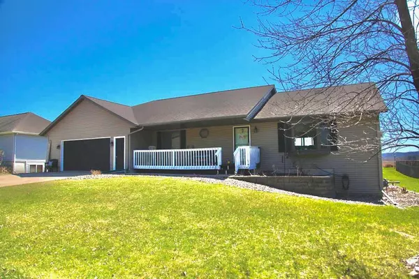 W4139 Ceresa dr, West Salem, WI 54669