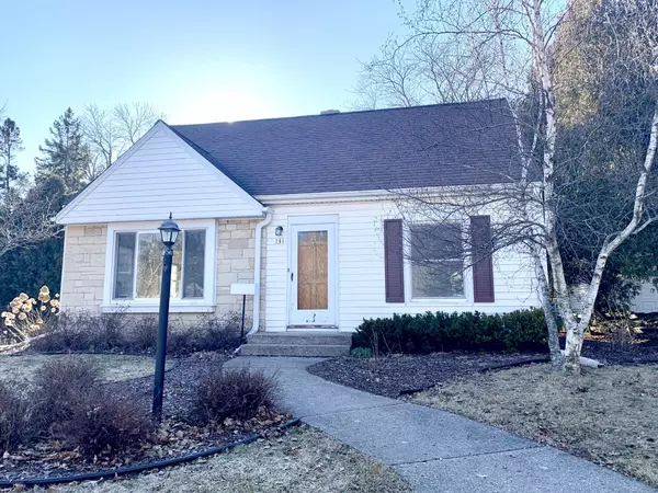 131 Tower DRIVE, Port Washington, WI 53074