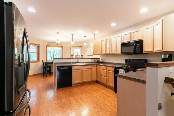 Holmen, WI 54636,2108 Sand Lake Rd