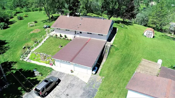 Cascade, WI 53011,N3902 Pleasant View AVENUE #B