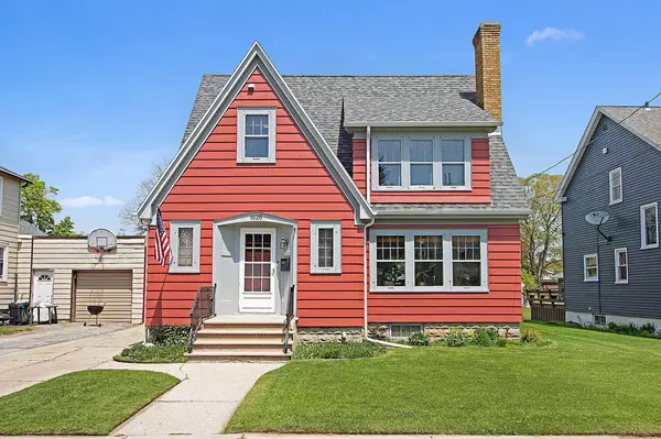 Two Rivers, WI 54241,1626 25th St