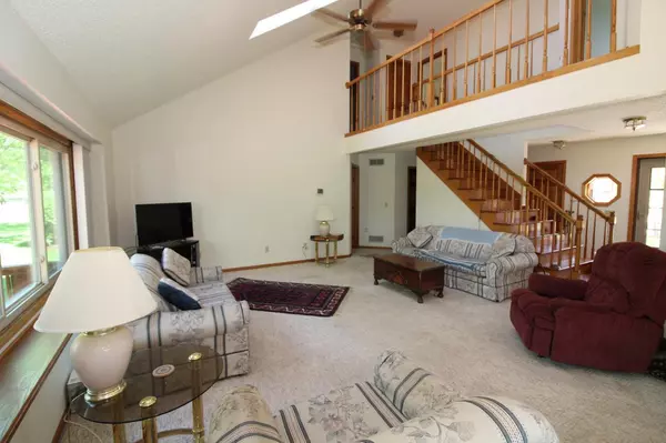 Watertown, WI 53098,540 Mary Knoll Ln