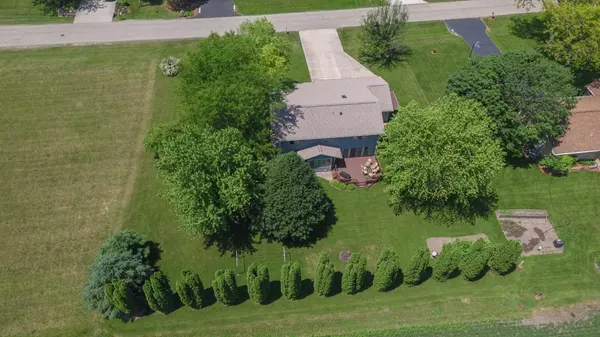 Watertown, WI 53098,1409 Country Club Ln