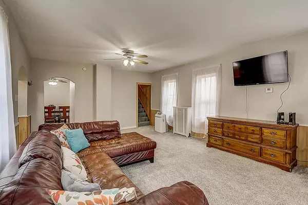 Kewaskum, WI 53040,224 Main STREET