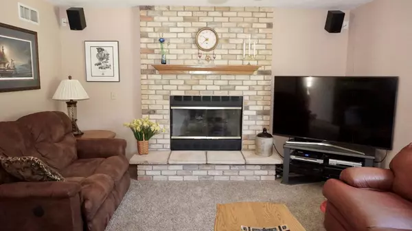 Union Grove, WI 53182,195 White Oak Ct