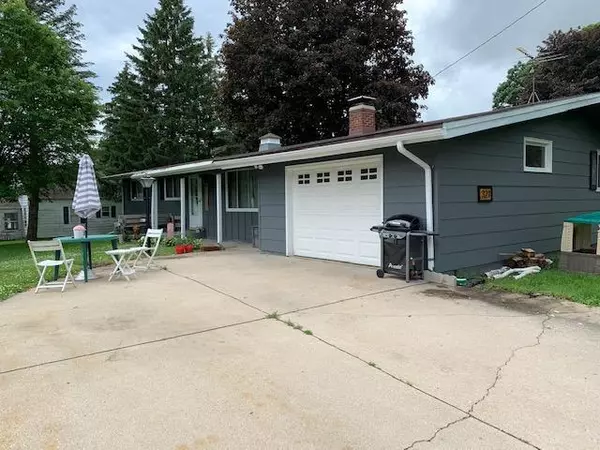 321 North Ave, Watertown, WI 53098