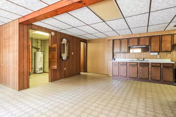 Twin Lakes, WI 53181,941 Bayview Ave