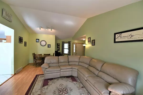 Watertown, WI 53094,717 Bittersweet Ln