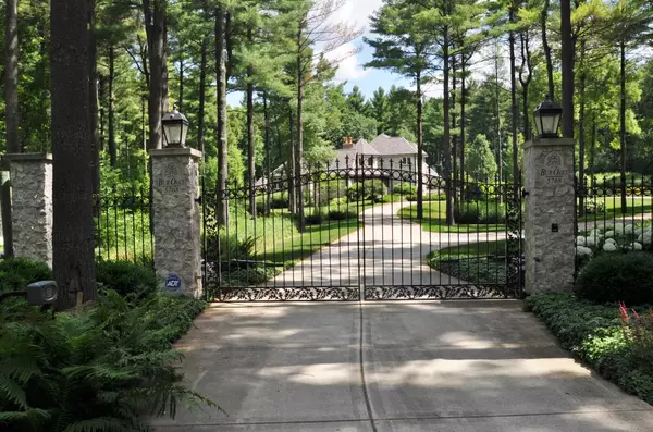 5768 County Highway Q, Colgate, WI 53017