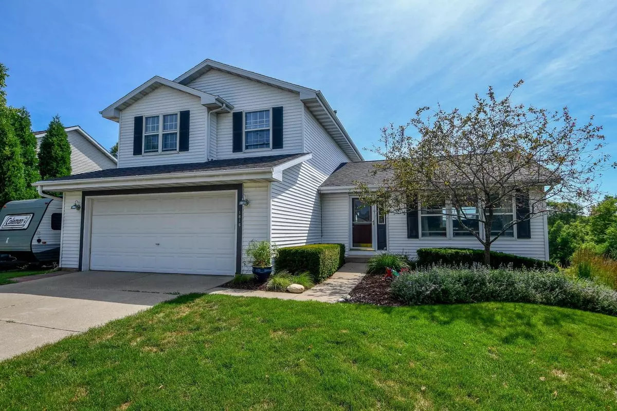 East Troy, WI 53120,1816 Thomas DRIVE