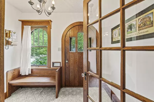 Watertown, WI 53094,701 W Main St