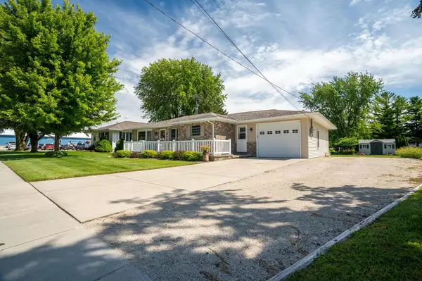 261 W Main St, Campbellsport, WI 53010