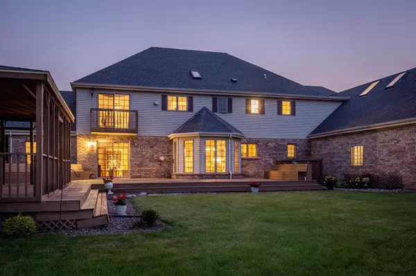 River Hills, WI 53217,8760 N Dean Cir