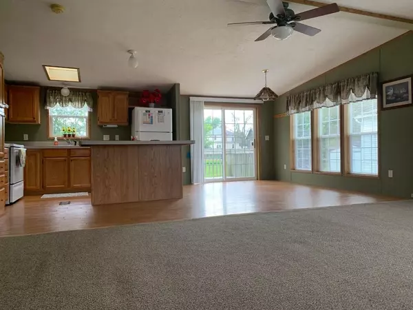 Tomah, WI 54660,326 Green Acres Ave