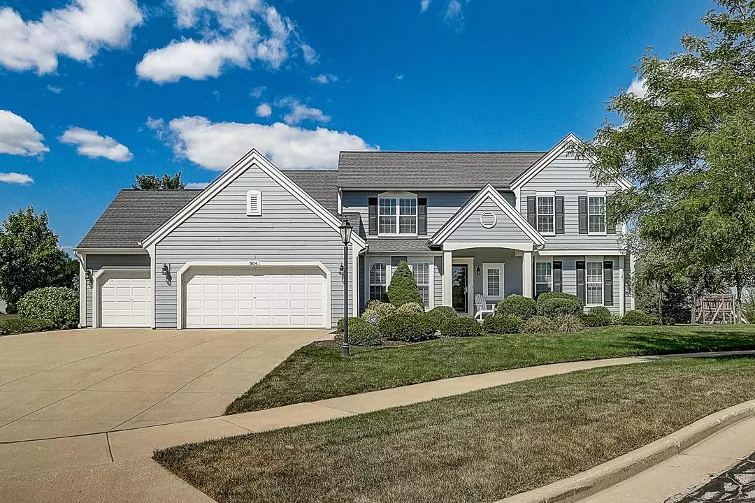 Waukesha, WI 53189,904 Valley Hill Dr