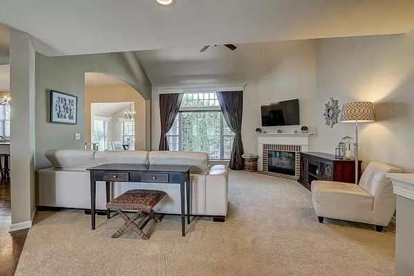 Waukesha, WI 53189,904 Valley Hill Dr