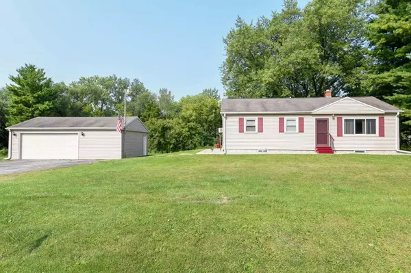 4435 80th St, Franksville, WI 53126