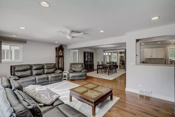 Twin Lakes, WI 53181,34328 116th St