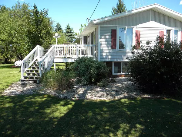 Saint Cloud, WI 53079,W471 Chickadee Dr