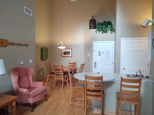 Delavan, WI 53115,1505 South Shore Dr #306