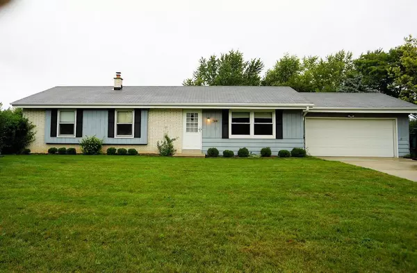 15490 W Linfield LANE, New Berlin, WI 53151