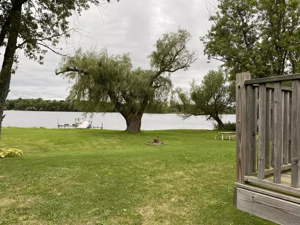 Cascade, WI 53011,N3928 Beach AVENUE