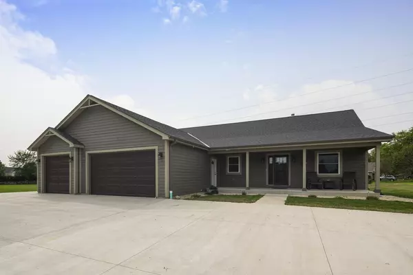 117 Edmaro St, Fredonia, WI 53021