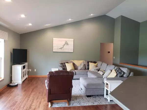 East Troy, WI 53120,2846 Lakeview Dr