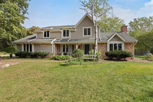 4841 Bunker Hill Ct, Colgate, WI 53017